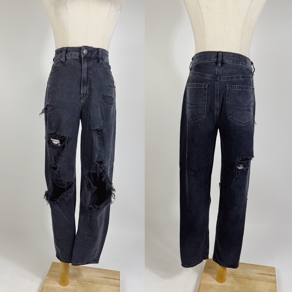 AEO Faded Black Destroyed Distressed Mom Jean Womens 2